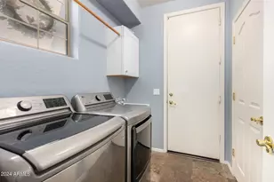 3025 W Sentinel Rock Rd, Phoenix, AZ 85086 - Photo 38