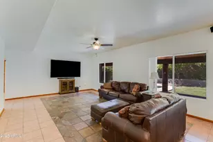 7326 W Pershing Ave, Peoria, AZ 85381 - Photo 16