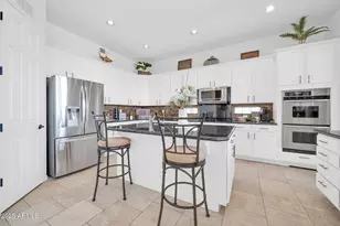 3335 W Carriage Dr, Phoenix, AZ 85086 - Photo 18