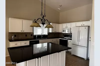 15121 W Fairmount Avenue, Goodyear, AZ 85395 - Photo 2