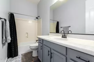 17866 W Chuckwalla Canyon Rd, Goodyear, AZ 85338 - Photo 28