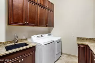 13811 S Canyon Dr, Phoenix, AZ 85048 - Photo 46