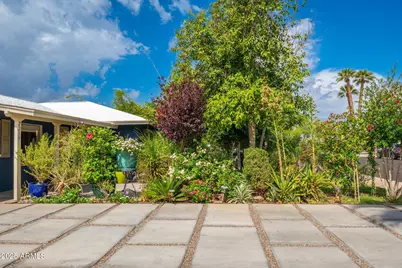 2219 W Catalina Drive, Phoenix, AZ 85015 - Photo 1