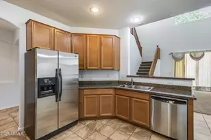 10456 W Los Gatos Dr, Peoria, AZ 85383 - Photo 12