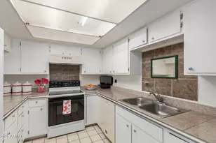 214 E Ruth Ave, Phoenix, AZ 85020 - Photo 14