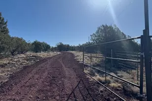 411 W Edgewood Dr, Williams, AZ 86046 - Photo 6