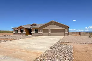 6976 E Vaquero Circle, Hereford, AZ 85615 - Photo 2