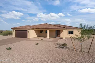 125 Ironwood Pl, Wickenburg, AZ 85390 - Photo 2