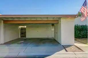 2433 W Eugie Ave, Phoenix, AZ 85029 - Photo 8