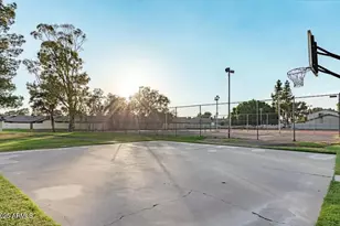 2433 W Eugie Ave, Phoenix, AZ 85029 - Photo 26