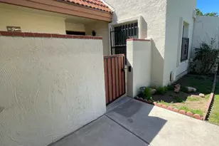 2433 W Eugie Ave, Phoenix, AZ 85029 - Photo 10