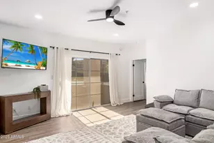 11333 N 92nd St, Scottsdale, AZ 85260 - Photo 1