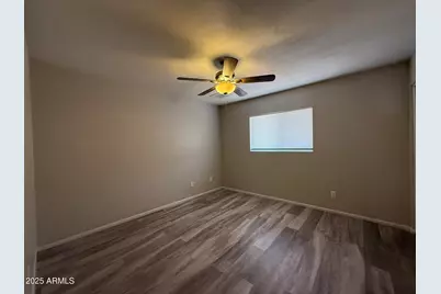8115 N 56th Avenue, Glendale, AZ 85302 - Photo 18