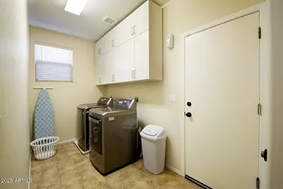239 W Desert Avenue, Gilbert, AZ 85233 - Photo 32