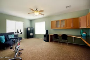 239 W Desert Ave, Gilbert, AZ 85233 - Photo 16