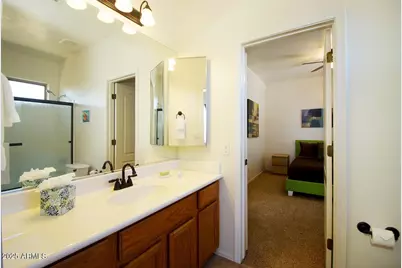 239 W Desert Avenue, Gilbert, AZ 85233 - Photo 30