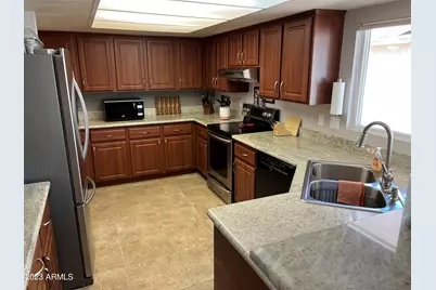 10409 E East Drive, Chandler, AZ 85248 - Photo 2