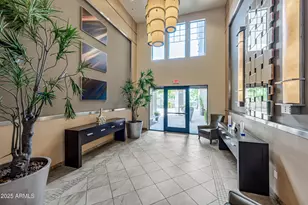 7291 N Scottsdale Rd, Paradise Valley, AZ 85253 - Photo 2