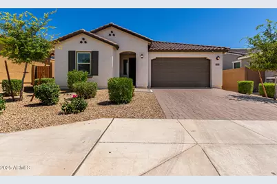 11153 W Parkway, Tolleson, AZ 85353 - Photo 1