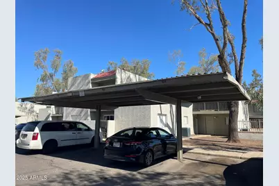 2844 E Monte Cristo Avenue, Phoenix, AZ 85032 - Photo 2