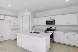 25161 N 165th Ln, Surprise, AZ 85387 - Photo 2