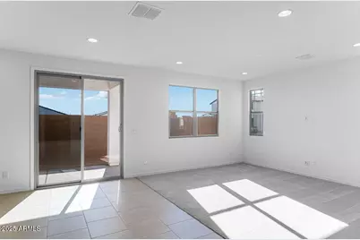 25161 N 165th Lane, Surprise, AZ 85387 - Photo 14