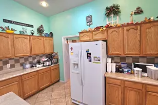 14946 S Avalon Rd, Arizona City, AZ 85123 - Photo 10