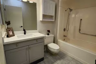 10922 W Welk Dr, Sun City, AZ 85373 - Photo 12