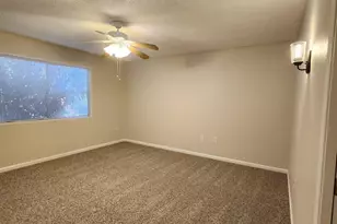 10922 W Welk Dr, Sun City, AZ 85373 - Photo 14