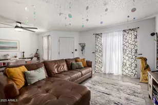 2040 S Longmore, Mesa, AZ 85202 - Photo 4