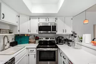 2040 S Longmore, Mesa, AZ 85202 - Photo 10