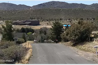 18351 S Peeples Valley Road #13, Peeples Valley, AZ 86332 - Photo 2