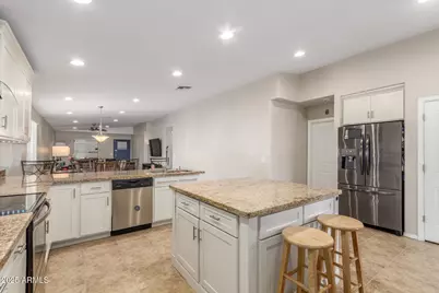 11048 N 16th Avenue, Phoenix, AZ 85029 - Photo 10