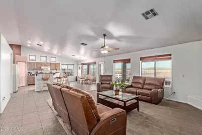 23717 N Mustang Way, Florence, AZ 85132 - Photo 6