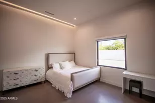 10310 N 37th St, Phoenix, AZ 85028 - Photo 32