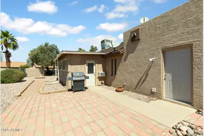 905 E Bluefield Avenue, Phoenix, AZ 85022 - Photo 8