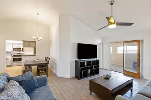 905 E Bluefield Ave, Phoenix, AZ 85022 - Photo 2