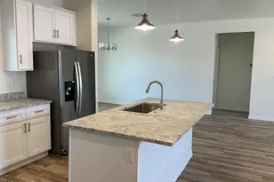 8350 W Encanto Ln, Arizona City, AZ 85123 - Photo 8