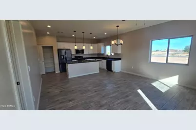 8467 W Magnum Drive, Arizona City, AZ 85123 - Photo 28