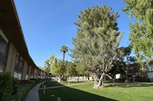 6125 E Indian School Rd, Scottsdale, AZ 85251 - Photo 12