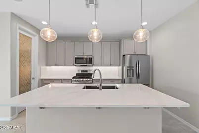 12406 W Citrus Way, Litchfield Park, AZ 85340 - Photo 6