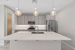 12406 W Citrus Wy, Litchfield Park, AZ 85340 - Photo 6