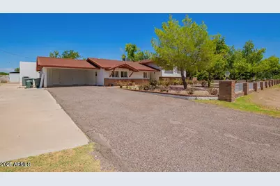 4320 W Banff Lane, Glendale, AZ 85306 - Photo 2