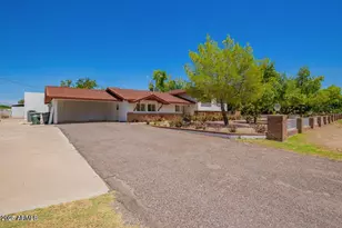 4320 W Banff Ln., Glendale, AZ 85306 - Photo 2