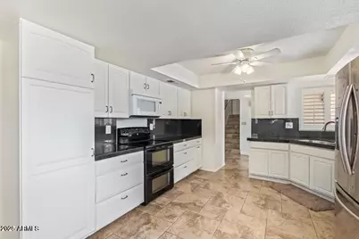 4320 W Banff Lane, Glendale, AZ 85306 - Photo 22