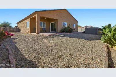 12432 W Madero Drive, Arizona City, AZ 85123 - Photo 28