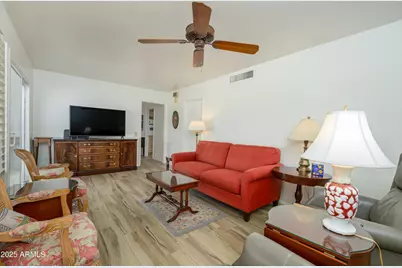 15430 N Bowling Green Drive, Sun City, AZ 85351 - Photo 18