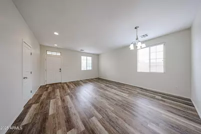 17681 W Molly Lane, Surprise, AZ 85387 - Photo 8