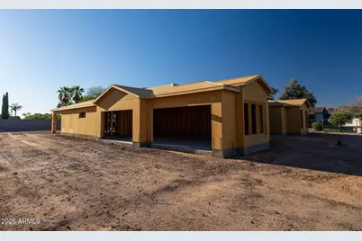 5620 S Gemstone Drive, Chandler, AZ 85249 - Photo 4