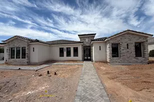 5620 S Gemstone Dr, Chandler, AZ 85249 - Photo 1